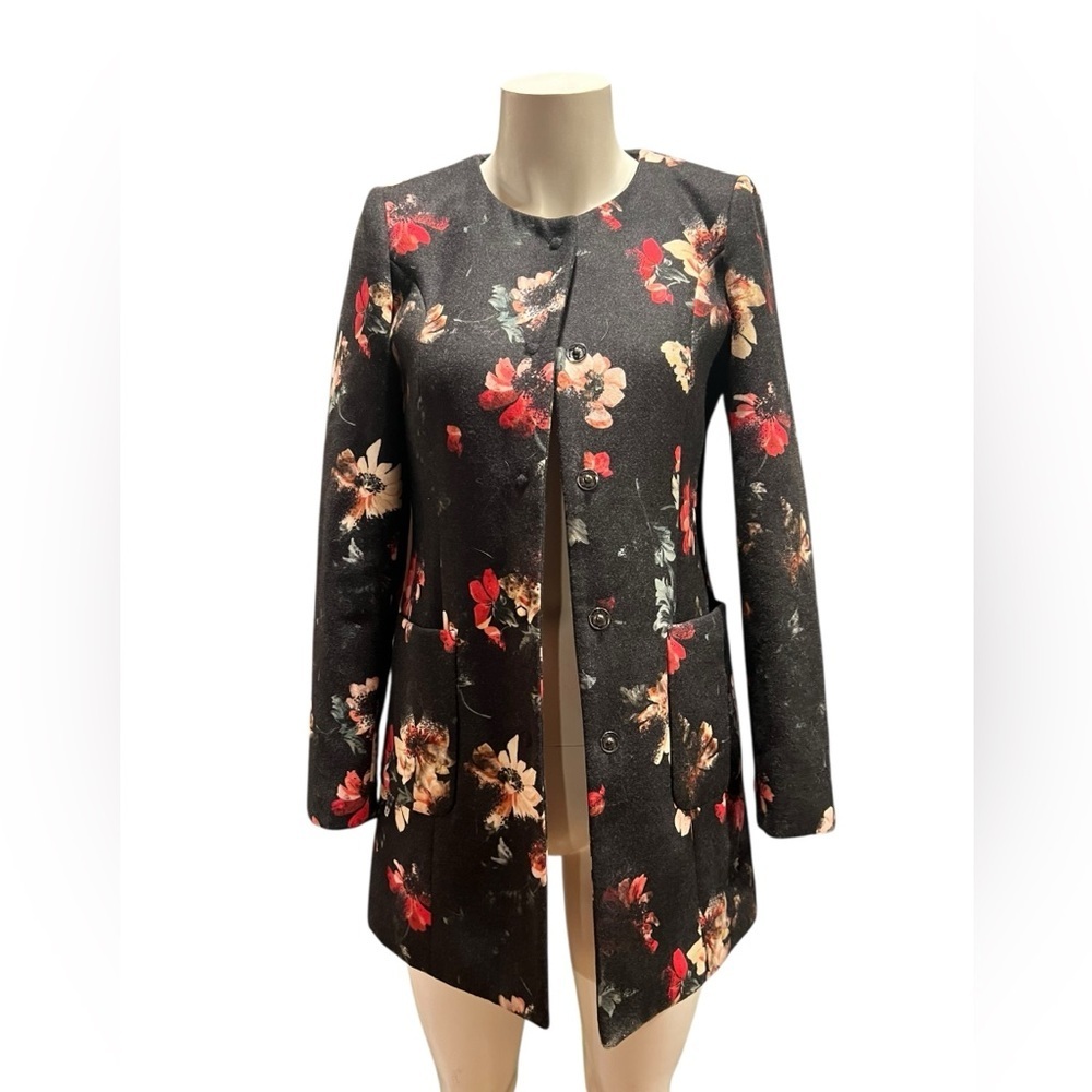 Liu Jo Black Floral Women's Blazer size Eu 40 US Size 8 see measurements. - Picture 1 of 8
